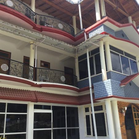 Sapphire Inn Bhimtal Bagian luar foto